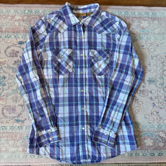 3 Wrangler buttondown shirt bundle- rodeo farm girl western country, cabin core - Picture 11 of 15